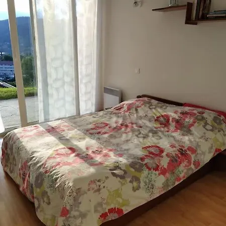 Dans Chalet, Vue Lac, Terrasse Жерарме